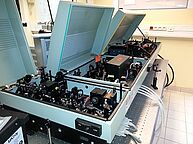 Laser Nd:YAG Continuum Surelite III (1064, 532, 355 et 266 nm disponibles)